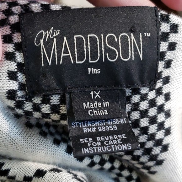 Mia Maddison cardigan - Picture 6 of 8